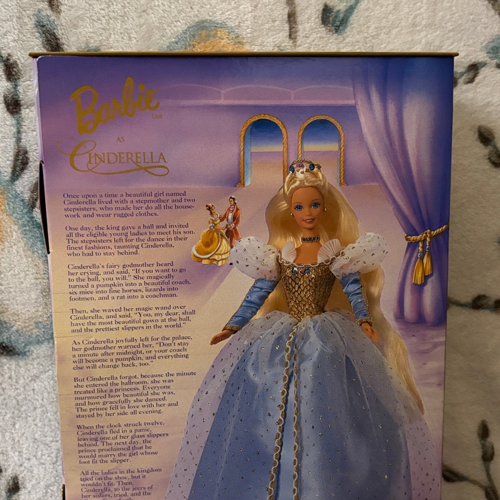 Barbie as Cinderella 1996 - Picture 7 of 11